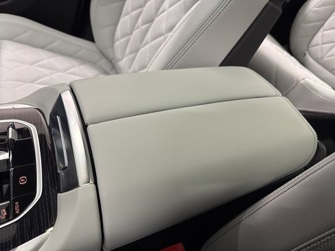 New 2026 BMW X7 xDrive40i image 36