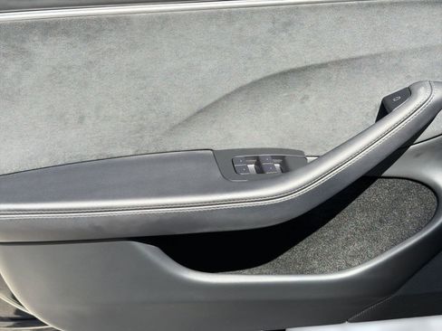 Used 2025 Tesla Model 3 Long Range AWD/4WD image 12
