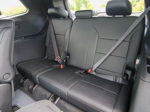 New 2026 Buick Enclave Sport Touring w/ Power Package FWD image 28