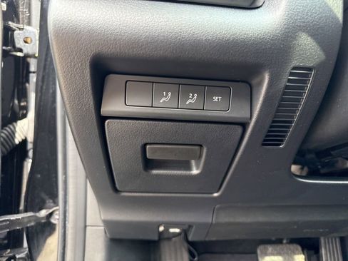 Used 2025 MAZDA CX-30 AWD 2.5 S w/ Preferred Package image 12