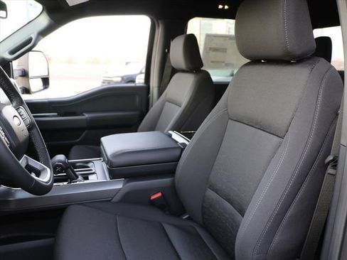 New 2025 Ford F150 XLT w/ Equipment Group 302A MID image 20