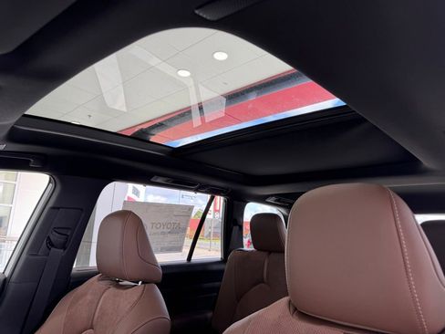 New 2026 Toyota Grand Highlander AWD Hybrid image 20