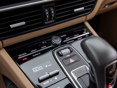 Certified 2023 Porsche Cayenne GTS AWD/4WD image 44
