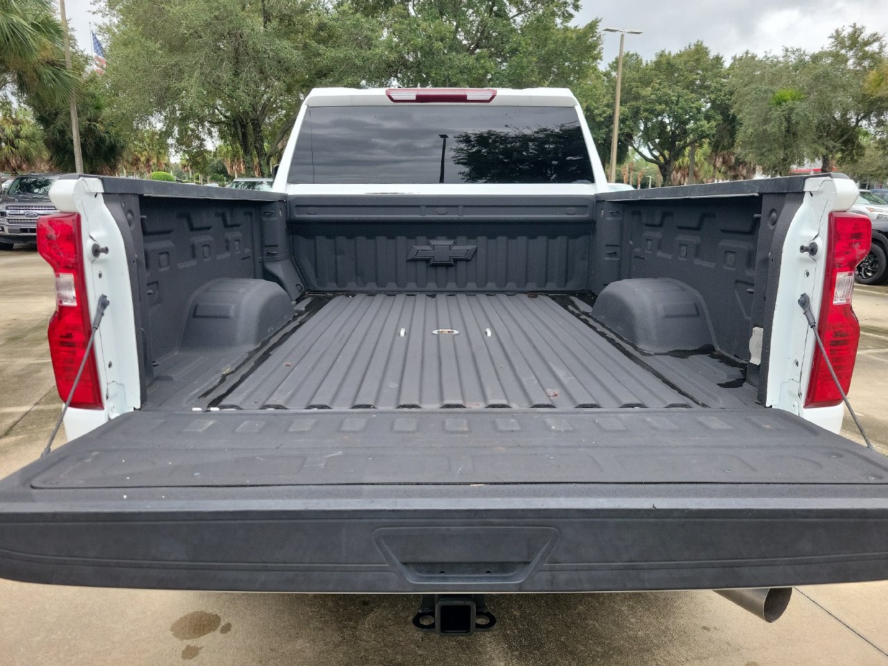 Used 2024 Chevrolet Silverado 2500 LT AWD/4WD image 8