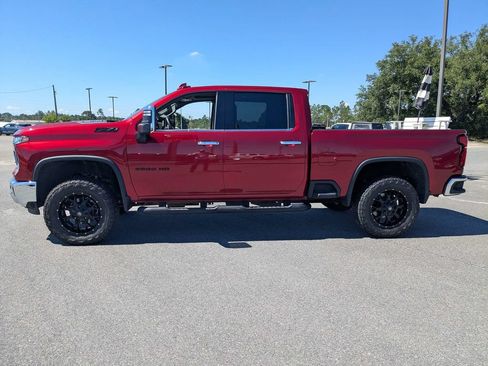 Used 2025 Chevrolet Silverado 2500 LTZ w/ LTZ Premium Package AWD/4WD image 7