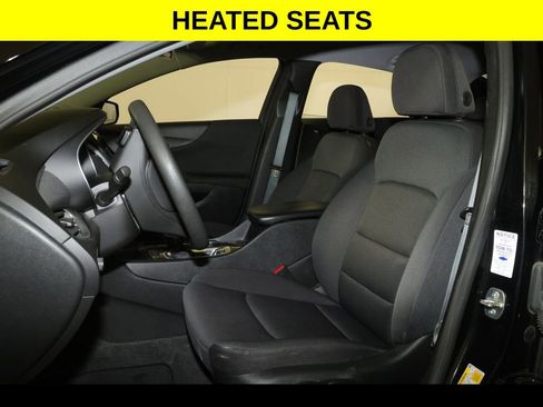 Used 2024 Chevrolet Malibu LT FWD image 3
