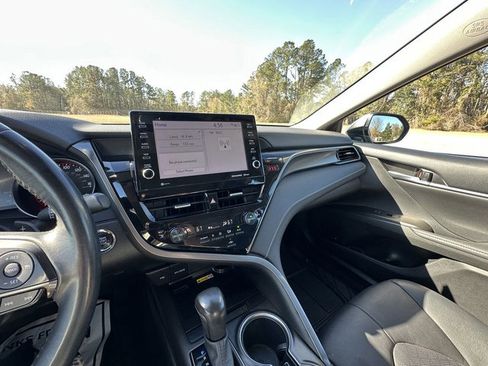 Used 2024 Toyota Camry XSE image 11