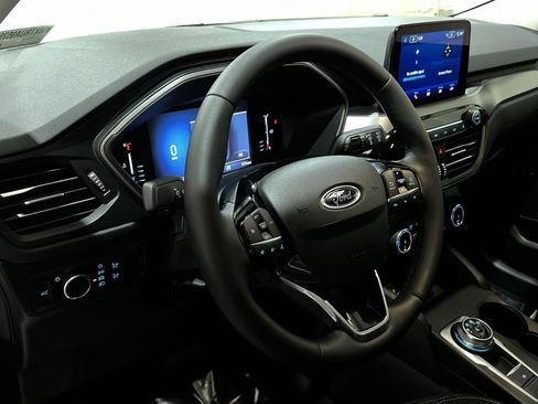 Used 2024 Ford Escape Active w/ Cold Weather Package FWD image 21