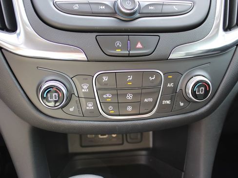Certified 2022 Chevrolet Equinox LT AWD/4WD image 21