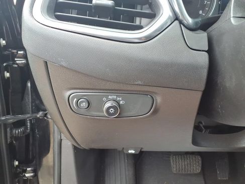 Certified 2023 Chevrolet Equinox LS w/ LS Convenience Package FWD image 13