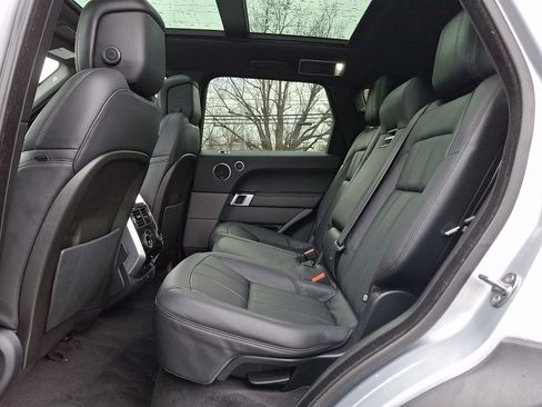 Used 2021 Land Rover Range Rover Sport HSE Silver Edition image 10