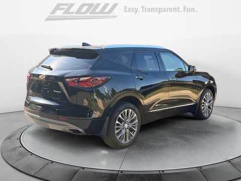 Used 2019 Chevrolet Blazer Premier w/ Driver Confidence II Package AWD/4WD image 9