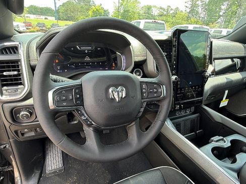 New 2026 RAM 1500 Laramie AWD/4WD image 21