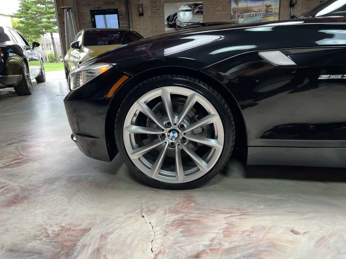 Used 2013 BMW Z4 sDrive35i RWD image 28