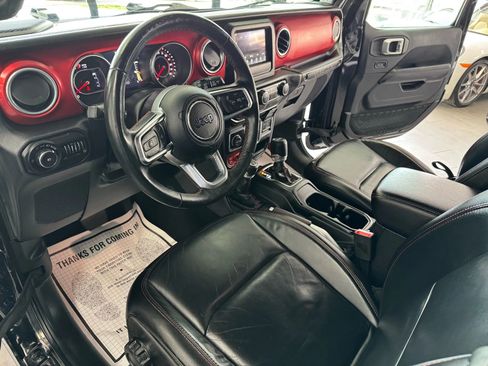 Used 2018 Jeep Wrangler Unlimited Rubicon w/ Steel Bumper Group image 15