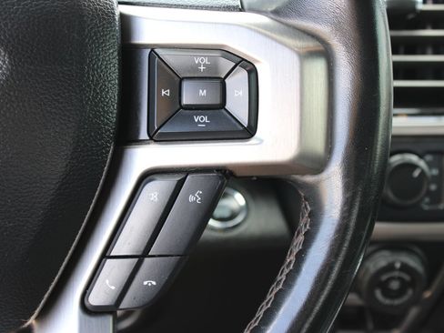 Used 2019 Ford F150 Platinum w/ Equipment Group 701A Luxury AWD/4WD image 20