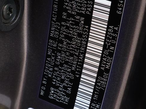 Used 2024 Toyota Camry SE image 21