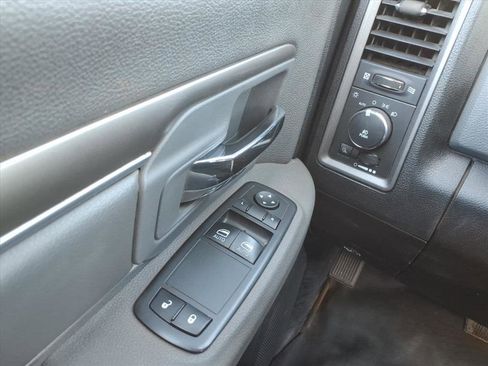 Used 2013 RAM 3500 Tradesman w/ PWR & Remote Entry Group image 22