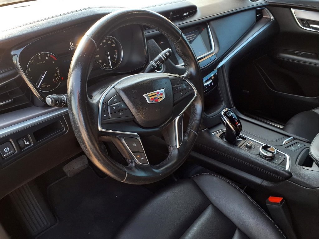 Used 2023 Cadillac XT5 Luxury w/ LPO, Floor Liner Package FWD image 16