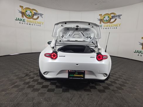 Used 2019 MAZDA MX-5 Miata RF Grand Touring RWD image 32