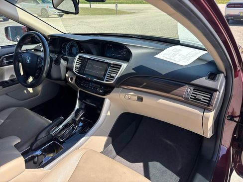 Used 2016 Honda Accord EX-L image 27