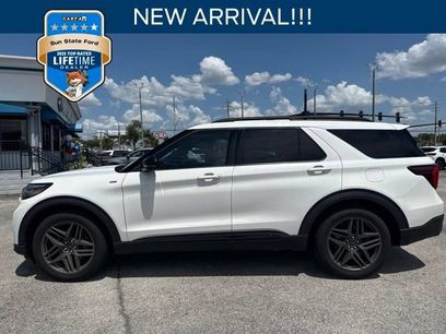 Used 2025 Ford Explorer ST-Line w/ Premium Package