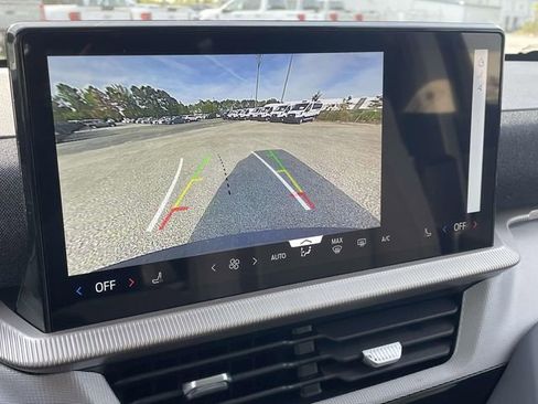 New 2026 Ford Explorer Active image 23