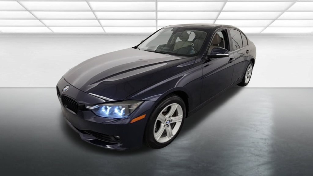 Used 2015 BMW 328i xDrive Sedan AWD/4WD image 2