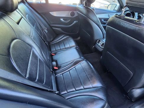 Used 2019 Mercedes-Benz C 300 4MATIC Sedan image 14