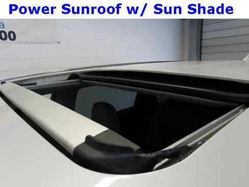 Used 2015 Toyota Highlander Limited image 6