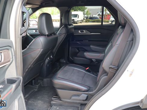 Used 2025 Ford Explorer ST AWD/4WD image 23