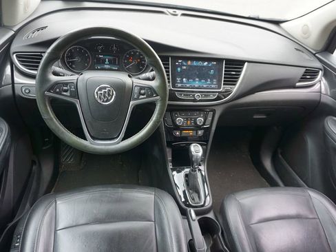 Used 2017 Buick Encore Essence FWD image 5