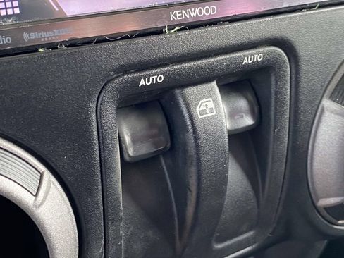 Used 2013 Jeep Wrangler Sport AWD/4WD image 34