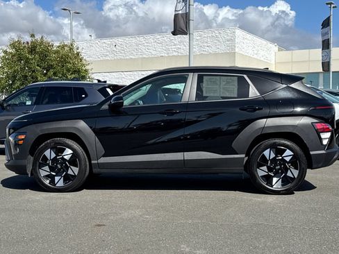 Used 2025 Hyundai Kona SEL FWD image 7