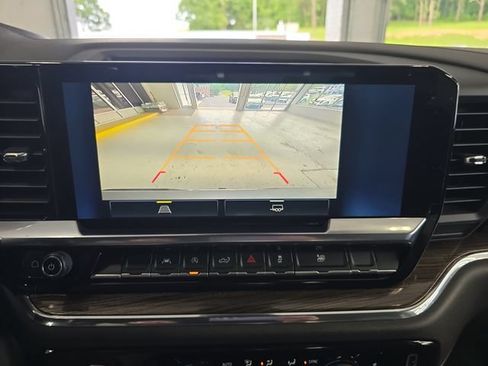 Certified 2023 Chevrolet Silverado 1500 LT AWD/4WD image 17