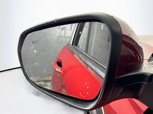 Used 2025 Chevrolet TrailBlazer LT w/ Driver Confidence Package image 16