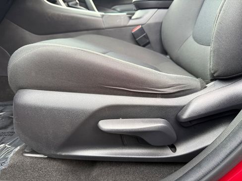 Used 2023 Toyota RAV4 LE image 10