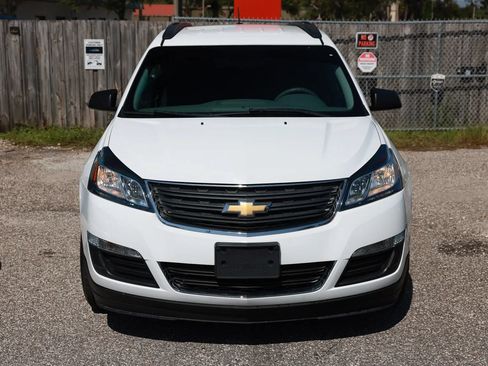 Used 2017 Chevrolet Traverse LS AWD/4WD image 9