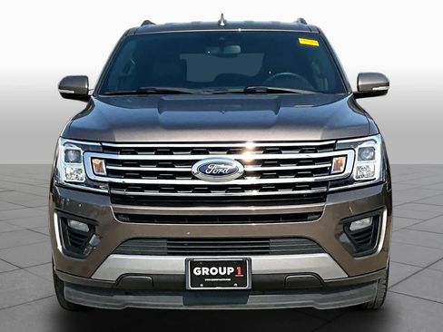 Used 2019 Ford Expedition XLT w/ Equipment Group 202A RWD image 4