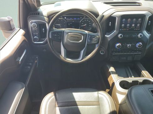 Used 2020 GMC Sierra 3500 Denali w/ Denali Ultimate Package AWD/4WD image 12