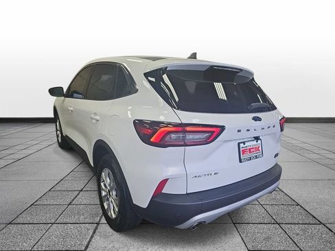 Used 2023 Ford Escape Active w/ Tech Pack #1 AWD/4WD image 7