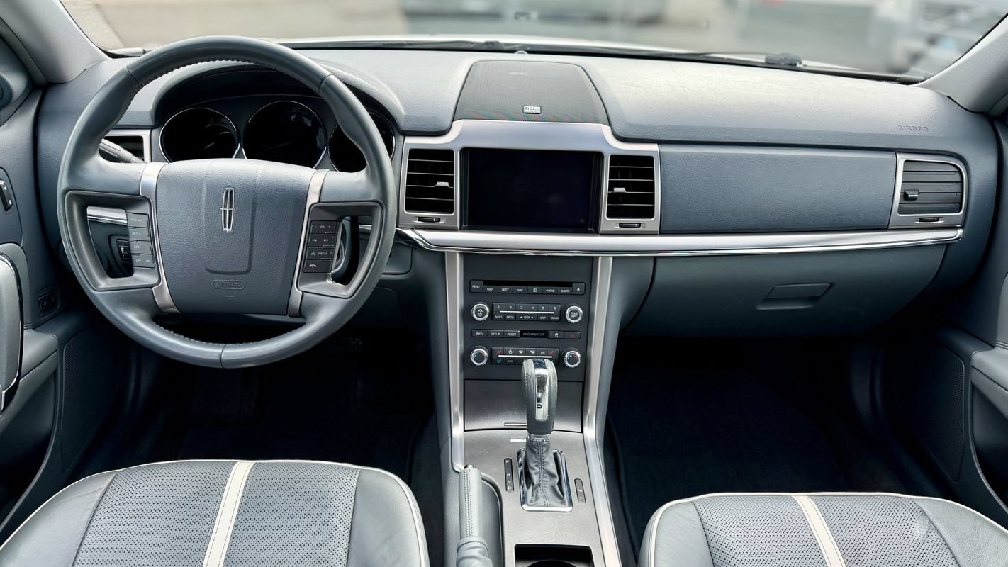 Used 2010 Lincoln MKZ AWD image 16