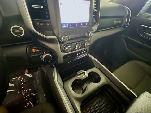 Used 2022 RAM 1500 Big Horn image 25