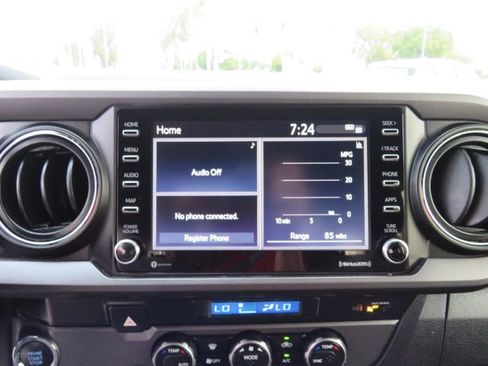 Certified 2021 Toyota Tacoma TRD Off-Road w/ Technology Package image 31