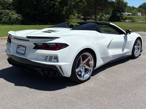 Used 2024 Chevrolet Corvette E-Ray AWD/4WD image 3