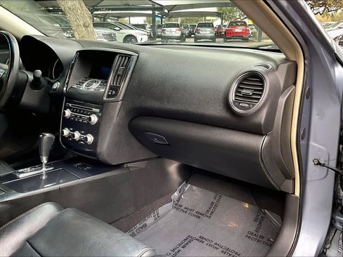 Used 2012 Nissan Maxima 3.5 SV w/ Tech Pkg image 18