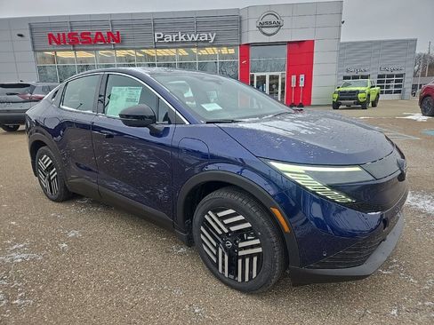 New 2026 Nissan Leaf SV+ image 1