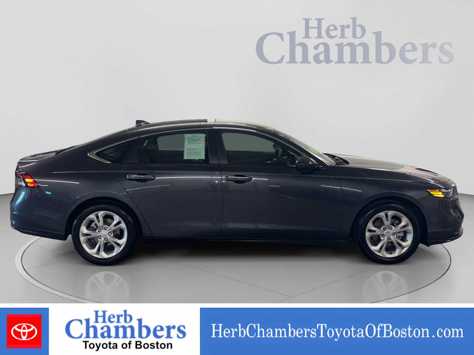 Used 2025 Honda Accord LX image 11