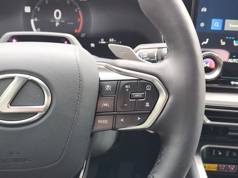 Used 2025 Lexus TX 350 AWD w/ Technology Package image 33