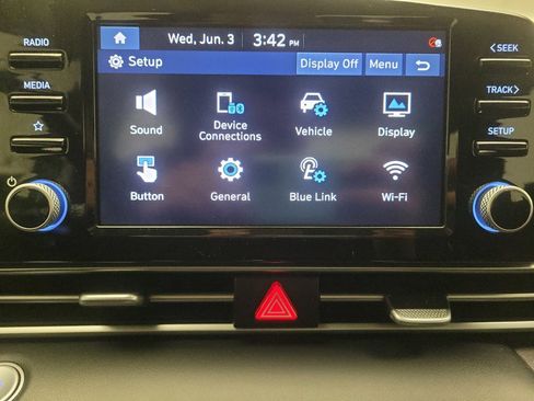 Used 2021 Hyundai Elantra SEL w/ Convenience Package FWD image 25